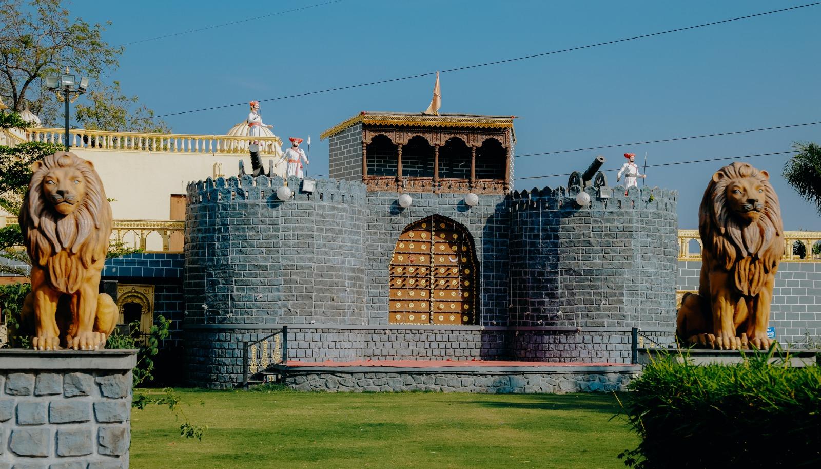 Peshwa Lawn Peshwa Lawn